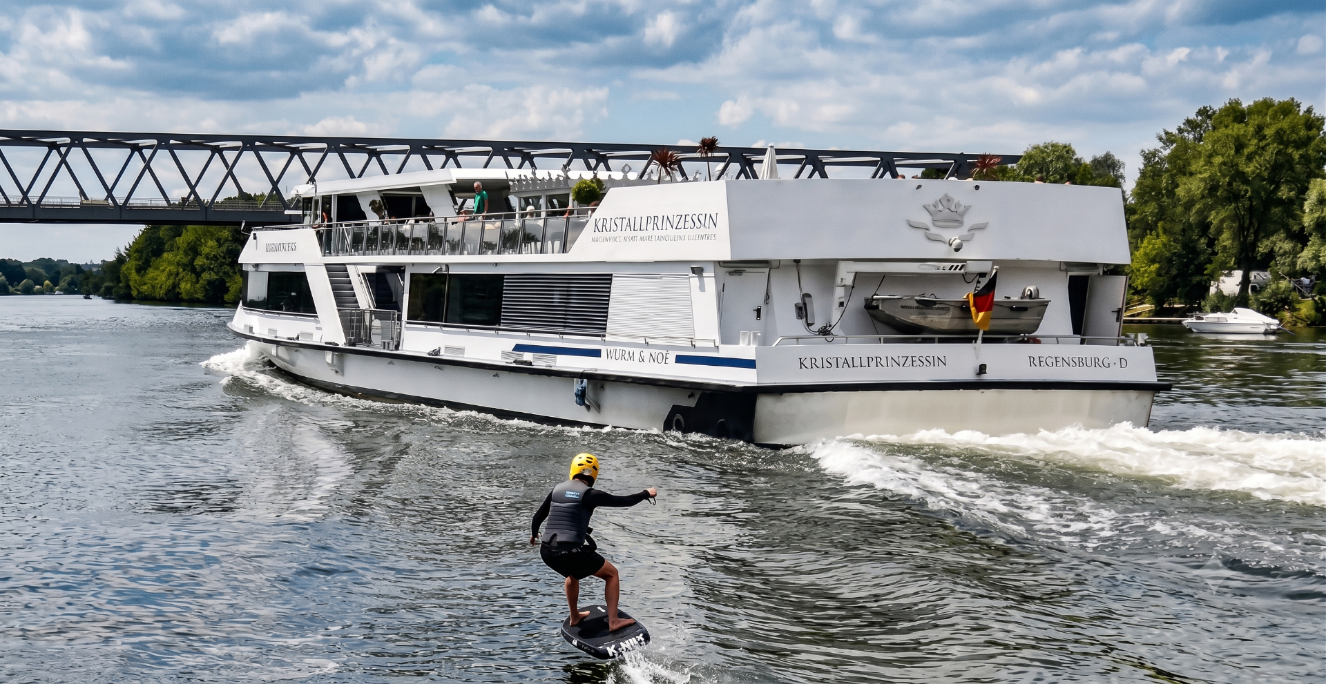 Begleitboot